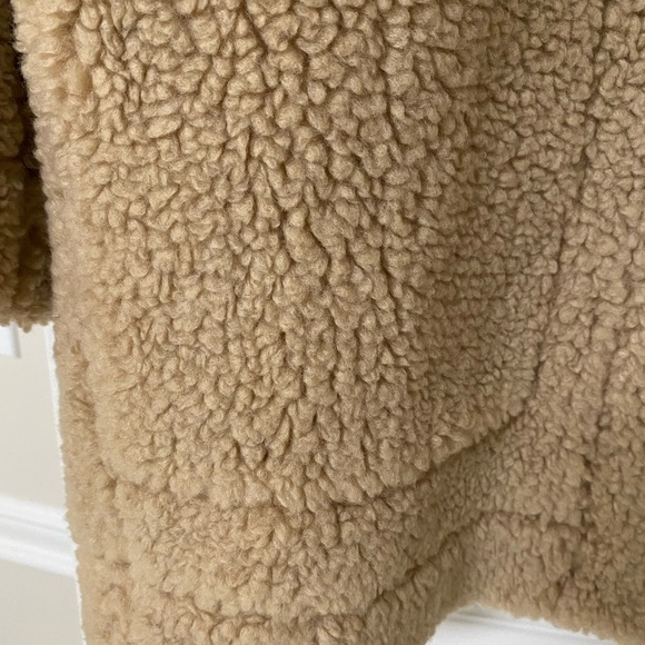 Aritzia Wilfred Free Teddy Long Jacket. BNWT. Size XS. Camel colour - Picture 10 of 10